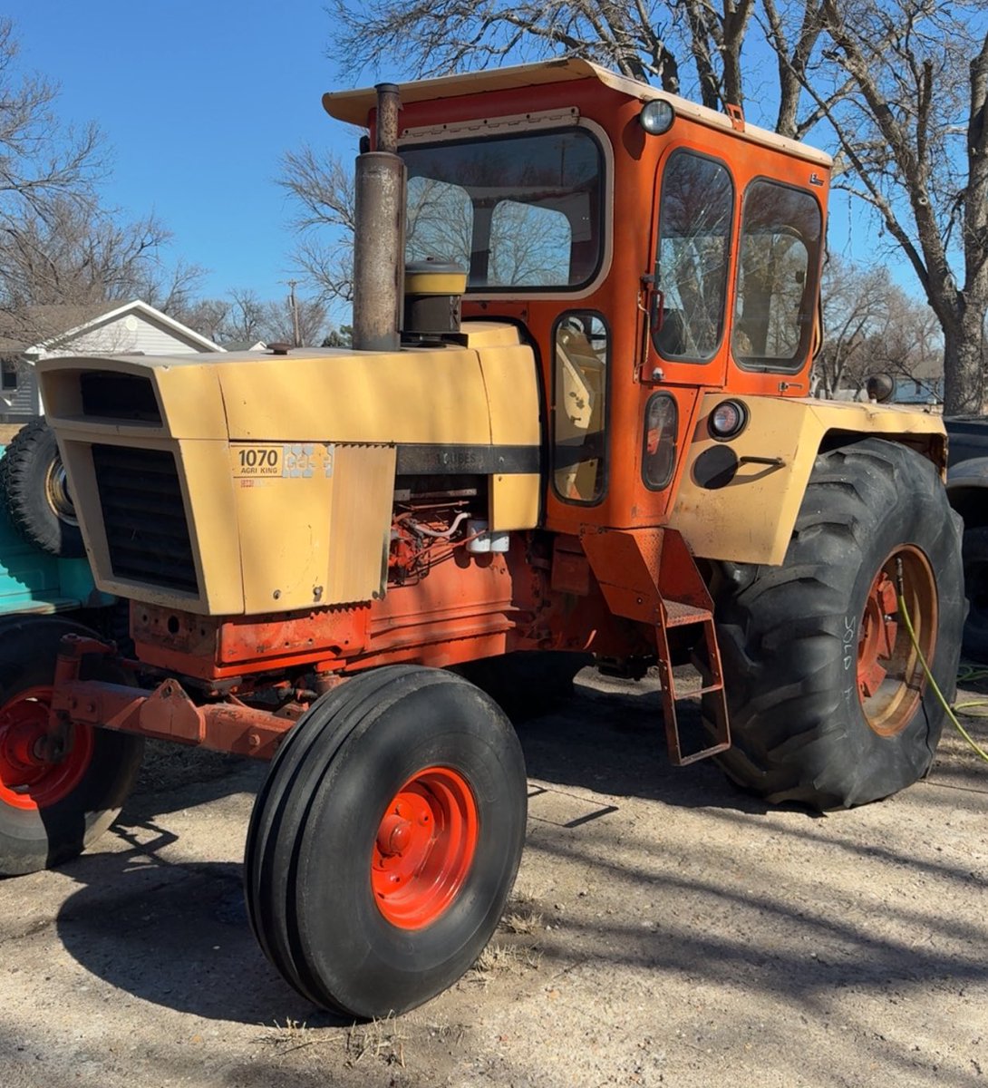 Red Tractor Trader tweet media