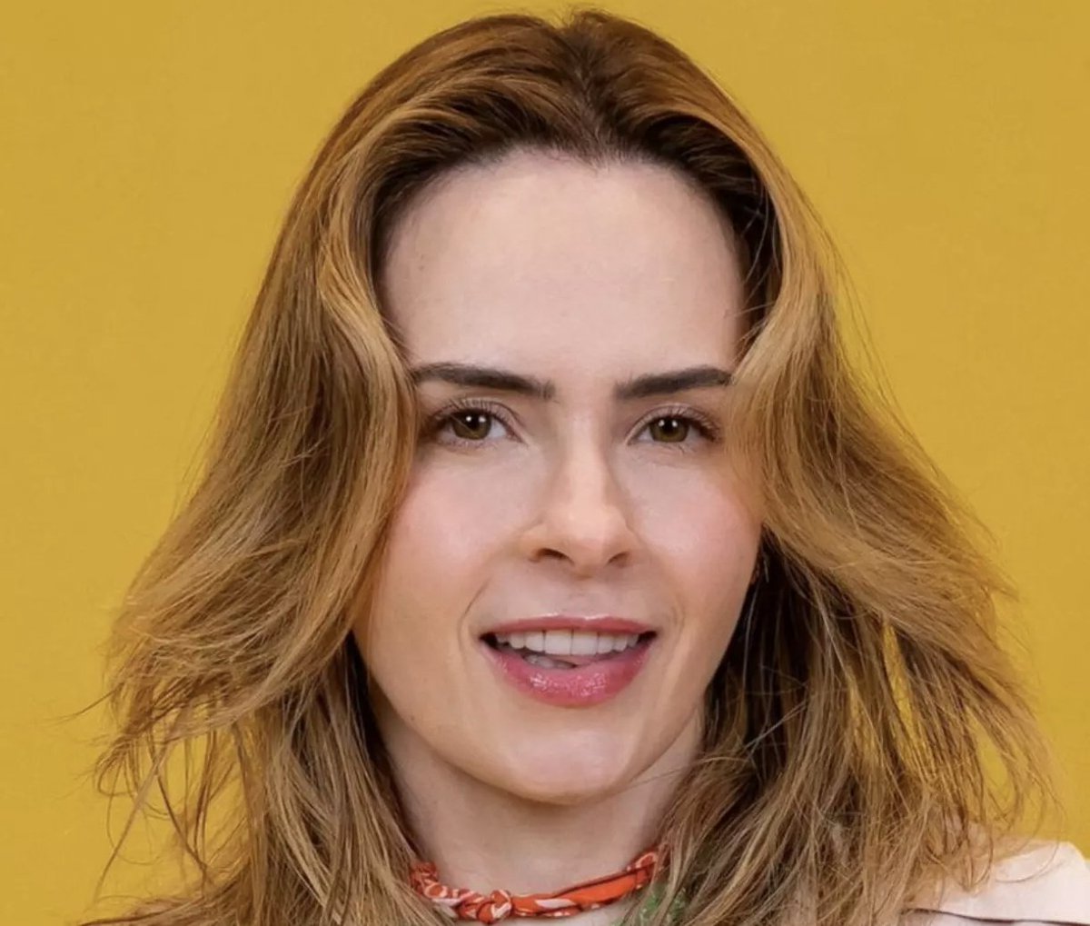 isisw1ft's tweet image. a sarah é tão azarada no jogo, que foi ser inimiga justamente das duas maiores protagonistas de reality show.