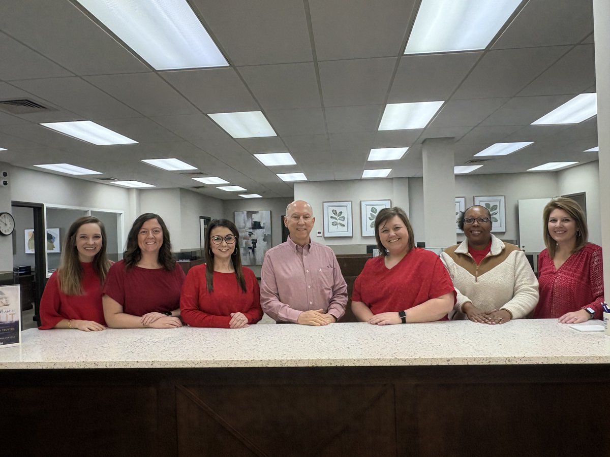 RobertsonBank's tweet photo. Our employees were proud to wear red today in honor of National Wear Red Day to raise awareness for heart disease. https://t.co/XRPnW9g1VU