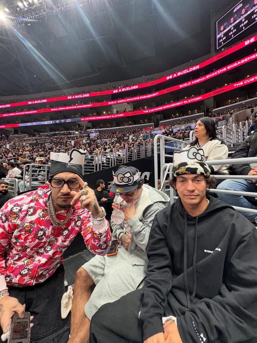 SHORELINE MAFIA tweet media