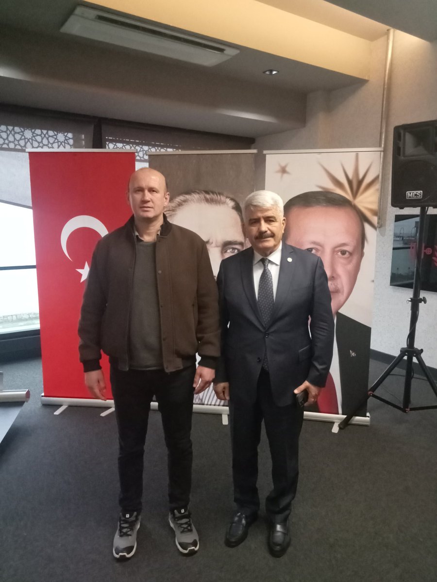 Ak parti Kocaeli milletvekili Sayın Prof Dr Sadettin Hülagü ile bir görüşme gerçekleştirdik. Bu görüşmede Staj Ve Çıraklık ile ilgili bir istişare bir çalışma olduğunu yalnız Meclise gelmediğini geldiği taktirde destek olacağını belirtti. Kendisine verdiği destekten ötürü