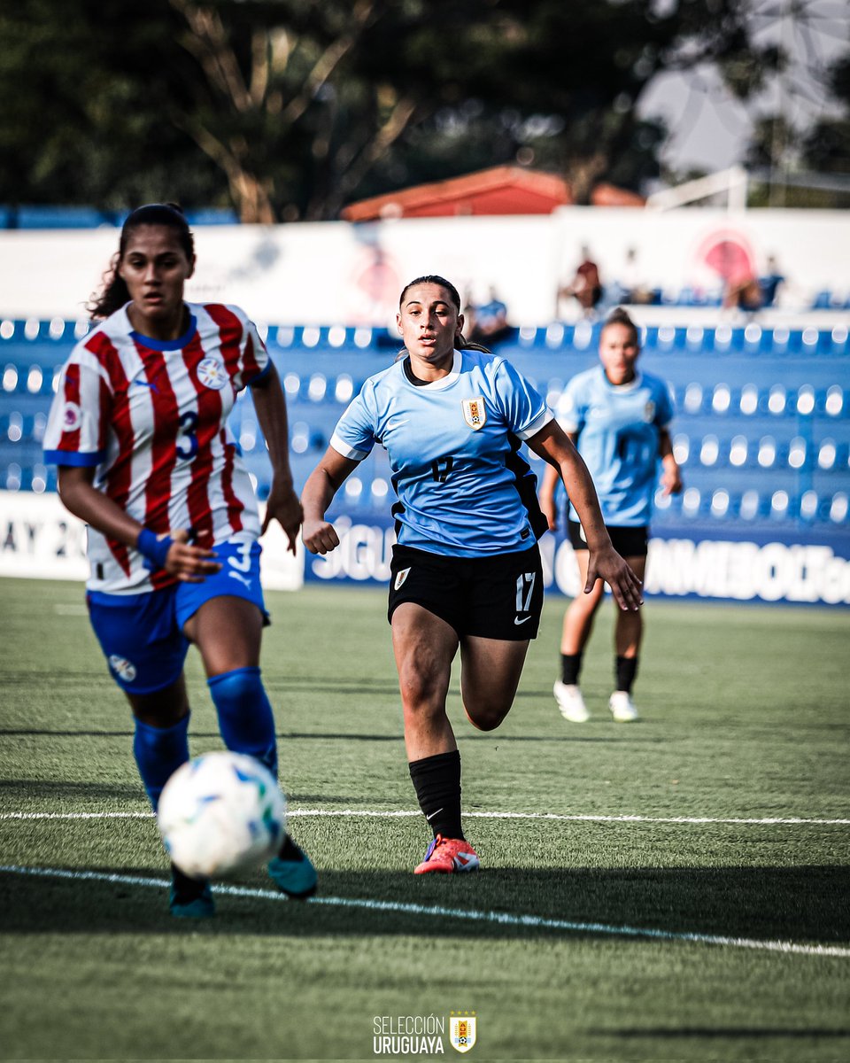 #Sub20Fem | FINAL 1ER. TIEMPO

Uruguay🇺🇾 0-0  Paraguay 

⮕Primer tiempo parejo. Pamela Villalba 🇵🇾 falló un penal

⮕Muchos errores defensivos, no terminaron en goles porque Romina Olmedo está en gran nivel

⮕Cordero y Cousillas figuras en la mitad de la cancha

📸 <a href="/AUFfemenino/">AUF Femenino</a>