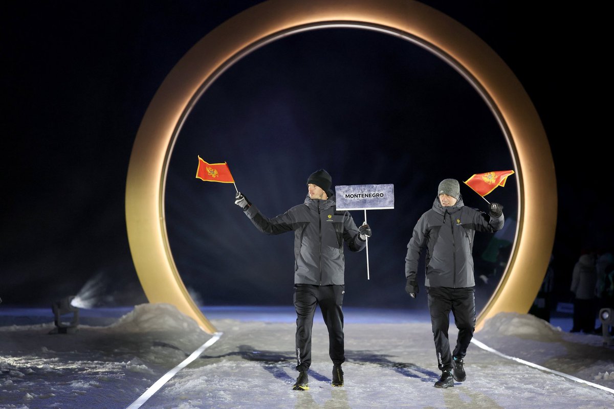 CrnogorskiOK's tweet photo. Otvorene Zimske olimpijske igre Milano‑Cortina 2026! 🎉
#TEAMMNE srećno 🇲🇪
1.📸©️Kirill KUDRYAVTSEV /AFP via @gettyimages
2.📸©️Maddie Meyer/Getty Images
3.📸©️Antonin THUILLIER / AFP via Getty Images https://t.co/ioBIjaAxVM