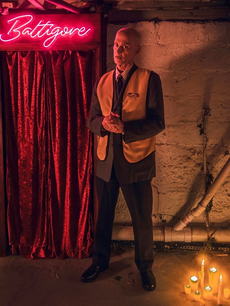BDisgusting's tweet image. EXCLUSIVE: Here's your first look at John Waters &amp;amp; @choptopmoseley in horror anthology BALTIGORE.

Waters is the host who introduces each segment.

The film showcases Baltimore through deadly tales that each tackle a different horror subgenre in a different time period.