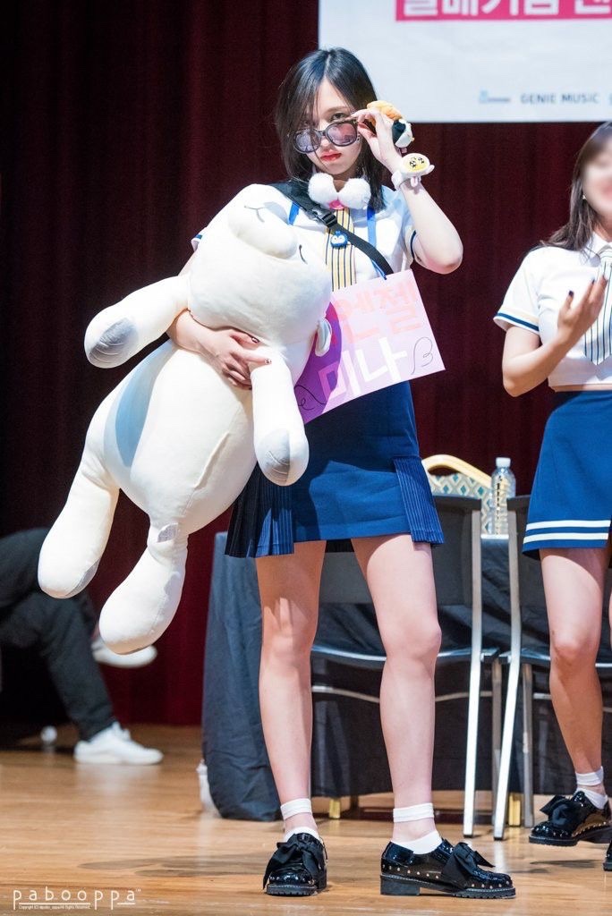 MINA♡匿名配送！フォロー割引中♡ MINA ♡ #미나 ♡ #ミナ ♡ @JYPETWICE 🐧