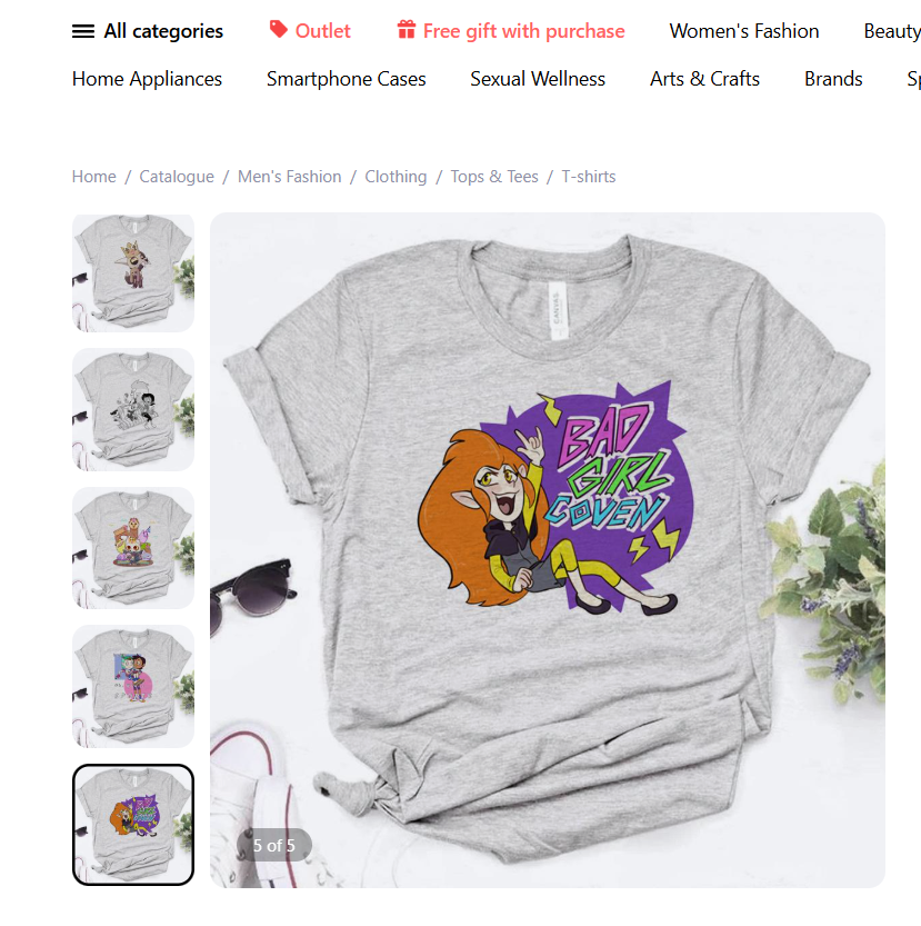 Paryficama's tweet photo. @glossyao Please help my design was stolen on  clothing stores!! https://t.co/CO9Zuo8QeZ