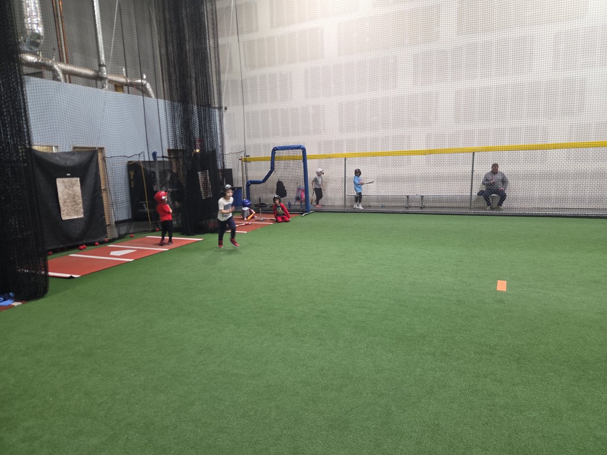 PrimeTime Batting tweet media