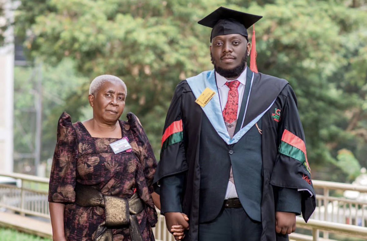 KITALO! Kasuku has lost his beloved Grand mother! 

May her soul rest in peace 🙏