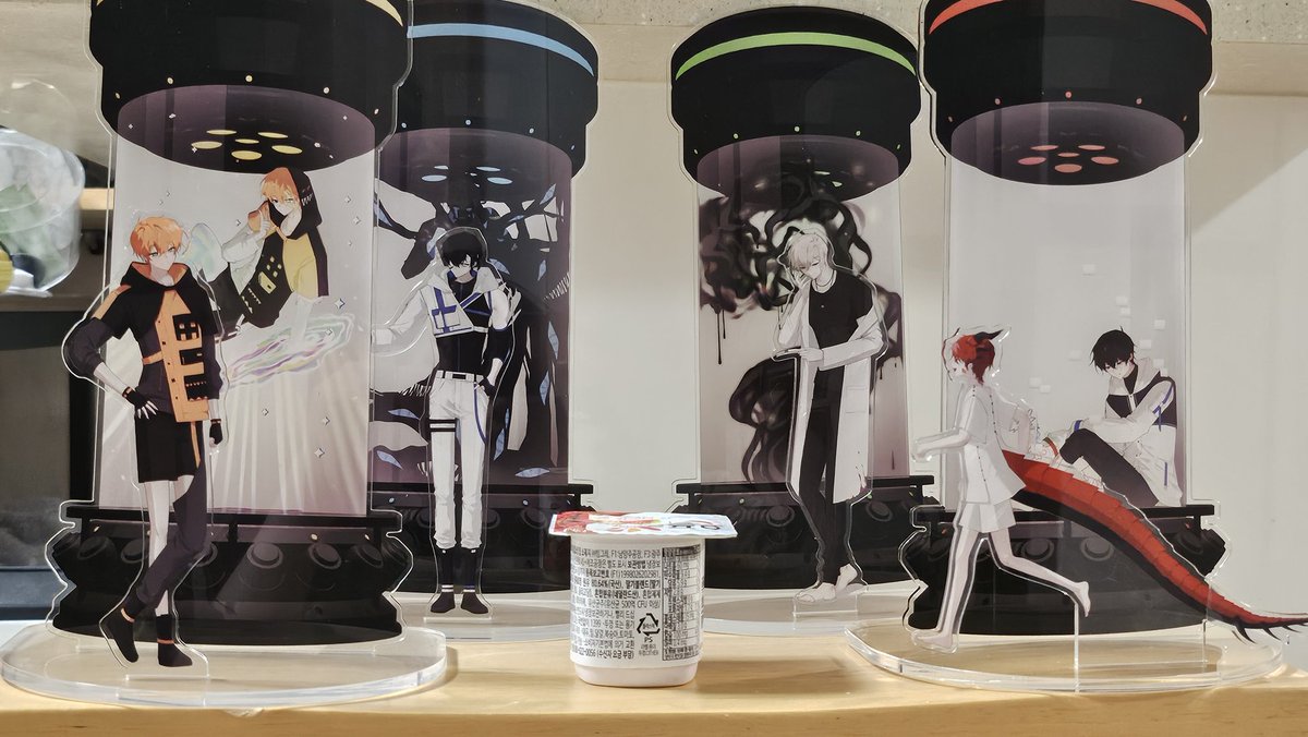 3cha_RER's tweet image. 크기 비교할 마땅한 사물을 못찾음