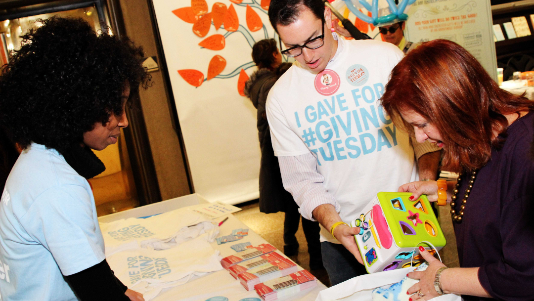 #GivingTuesday tweet media