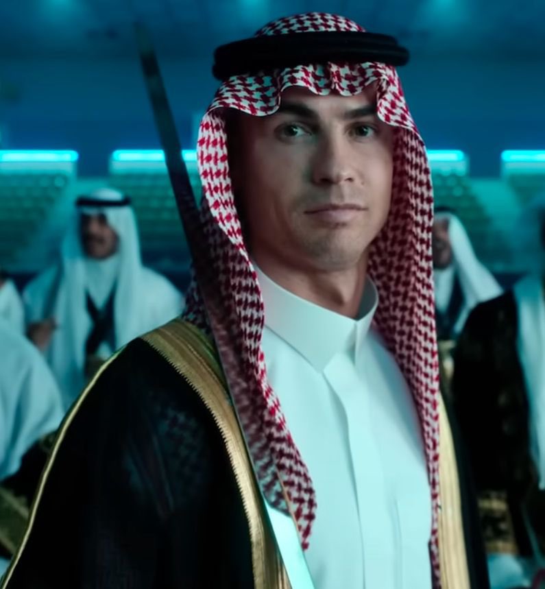 SaudiNews50's tweet image. اختار السعودية عن قناعة، وتحدث عنها بحب..

أسطورة العالم رونالدو، دافع عن المملكة في المحافل الخارجية بأنها بلد آمن، ويملك مستقبلًا عظيمًا، وأشاد بالتطور السريع في الرياضة والسياحة وجودة الحياة .

-