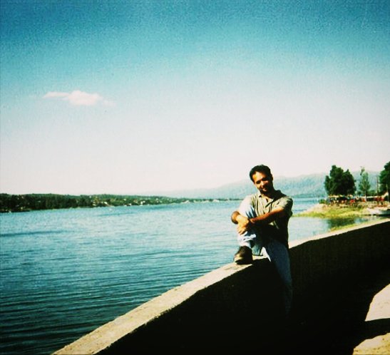 Carlos Paz, Córdoba 📸
#Cordoba #argentina #recuerdos #nostalgia #analogico #fotosviejas #musico #kodak
