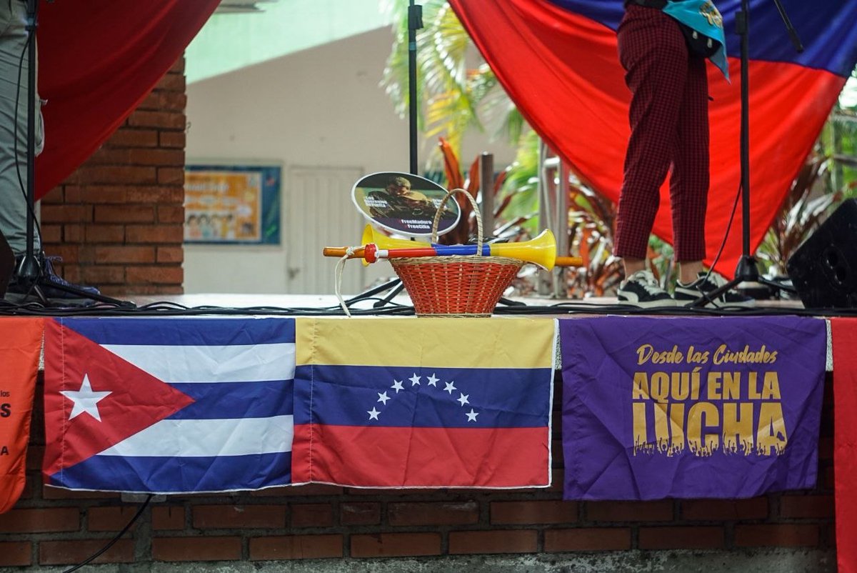 Nos encontramos organizaciones sociales y políticas de Colombia y Venezuela para hermanar nuestras luchas por Paz, Soberanía y Autodeterminación de los Pueblos, y para plantarle cara al imperialista invasor que quiere seguir despojando nuestros territorios. Por ello apelamos al