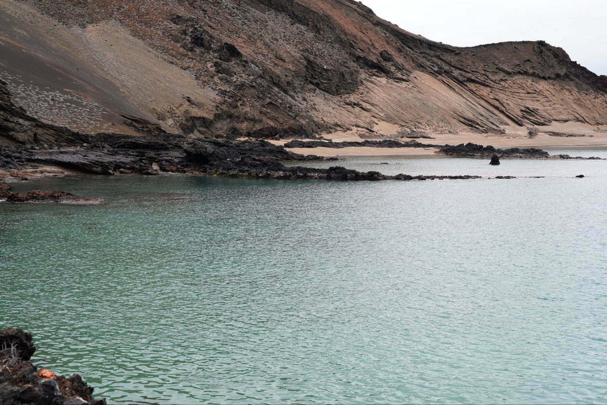 hellonatterrrs's tweet photo. Bartolomé Island #ParqueNacionalGalapagos #Galapagos #Volcano https://t.co/jriZMRrVAa