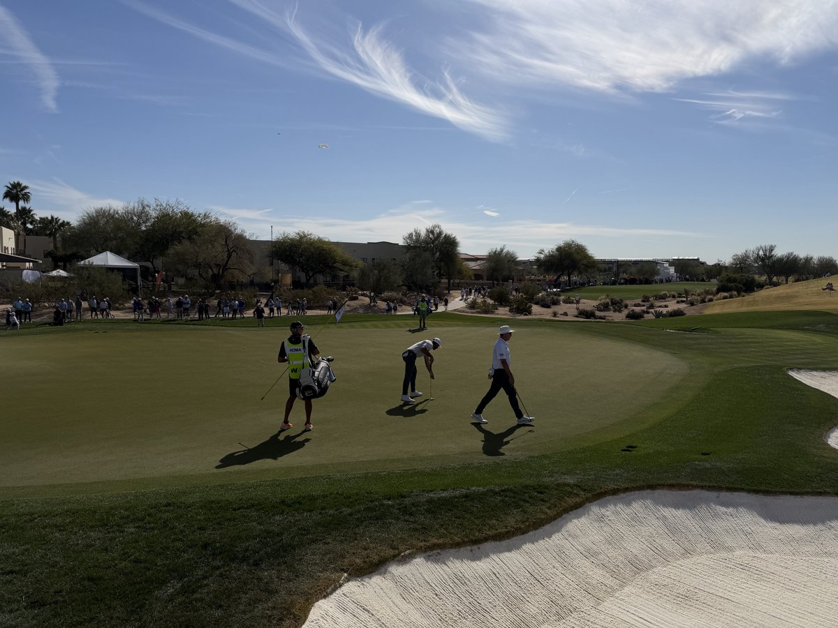 Breaking Par  tweet media