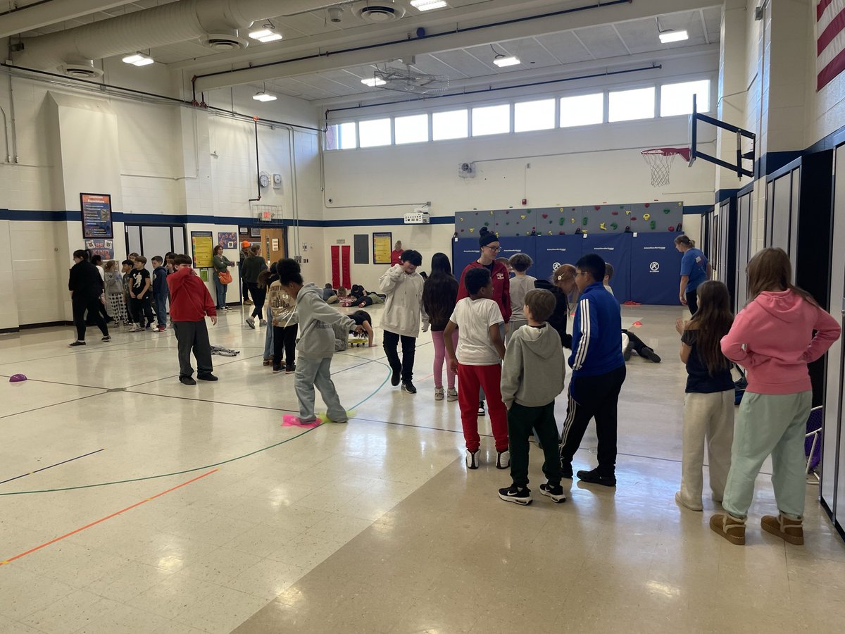 BirchcrestTiger's tweet photo. 5th grade attendance award party! Winter Olympic theme! #bctigers #bpsne https://t.co/zACFAa5LgR