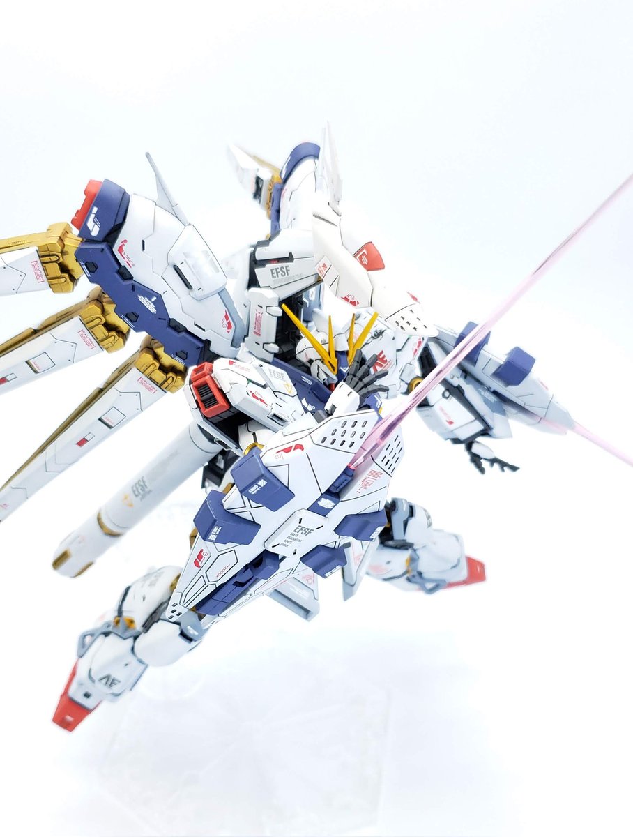 #閃光のハサウェイ
 #キルケーの魔女 

マフティーが観光地にいるわけないだろーーーーー！！

レーン・エイム専用Hi-νガンダム