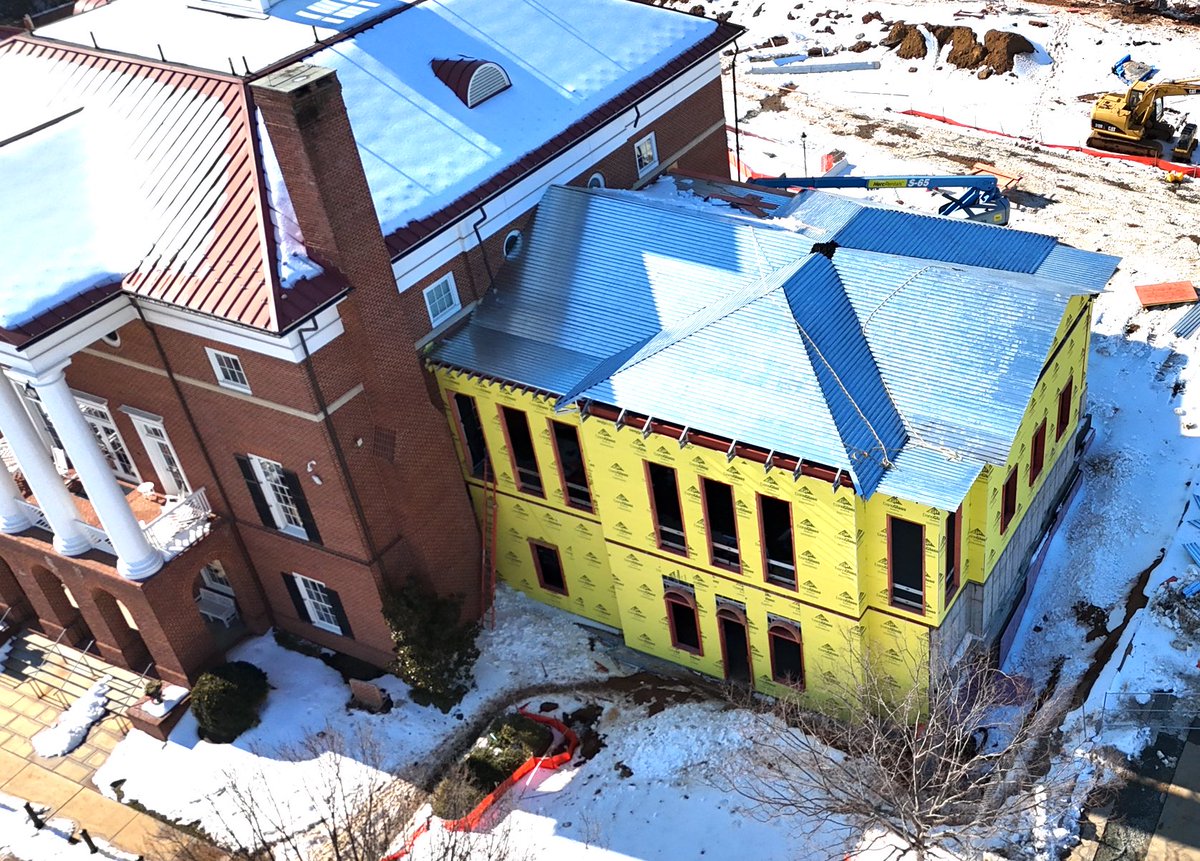 We raised the roof on the new wing <a href="/KappaSigmaHQ/">Kappa Sigma</a>. Building our future. #AEKDB