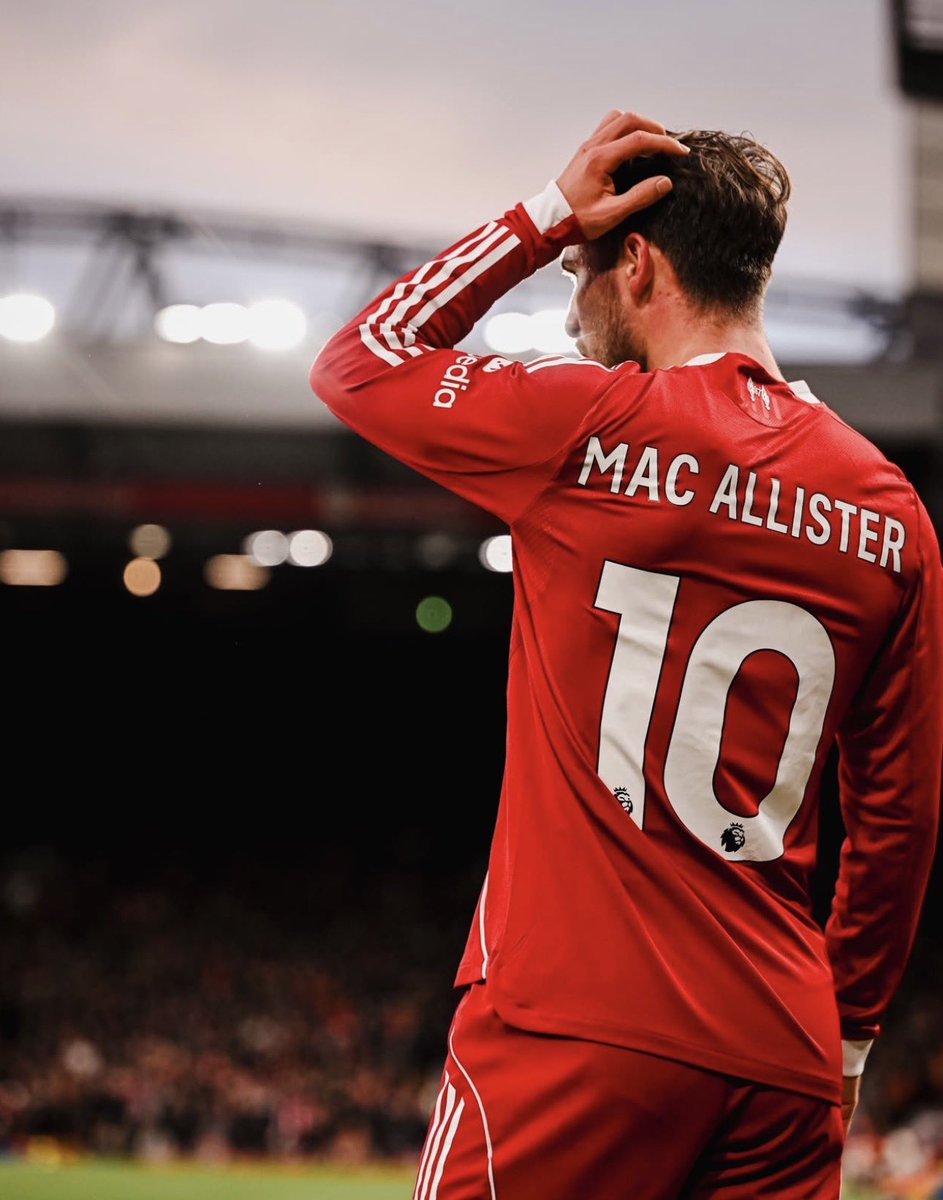 Anfield_Daily_'s tweet photo. If Liverpool sold Alexis Mac Allister in the summer, how much do you think he’d go for? Bearing in mind he’s in his prime and proven in the Premier League? 🤔 https://t.co/fObV6ZE2FU