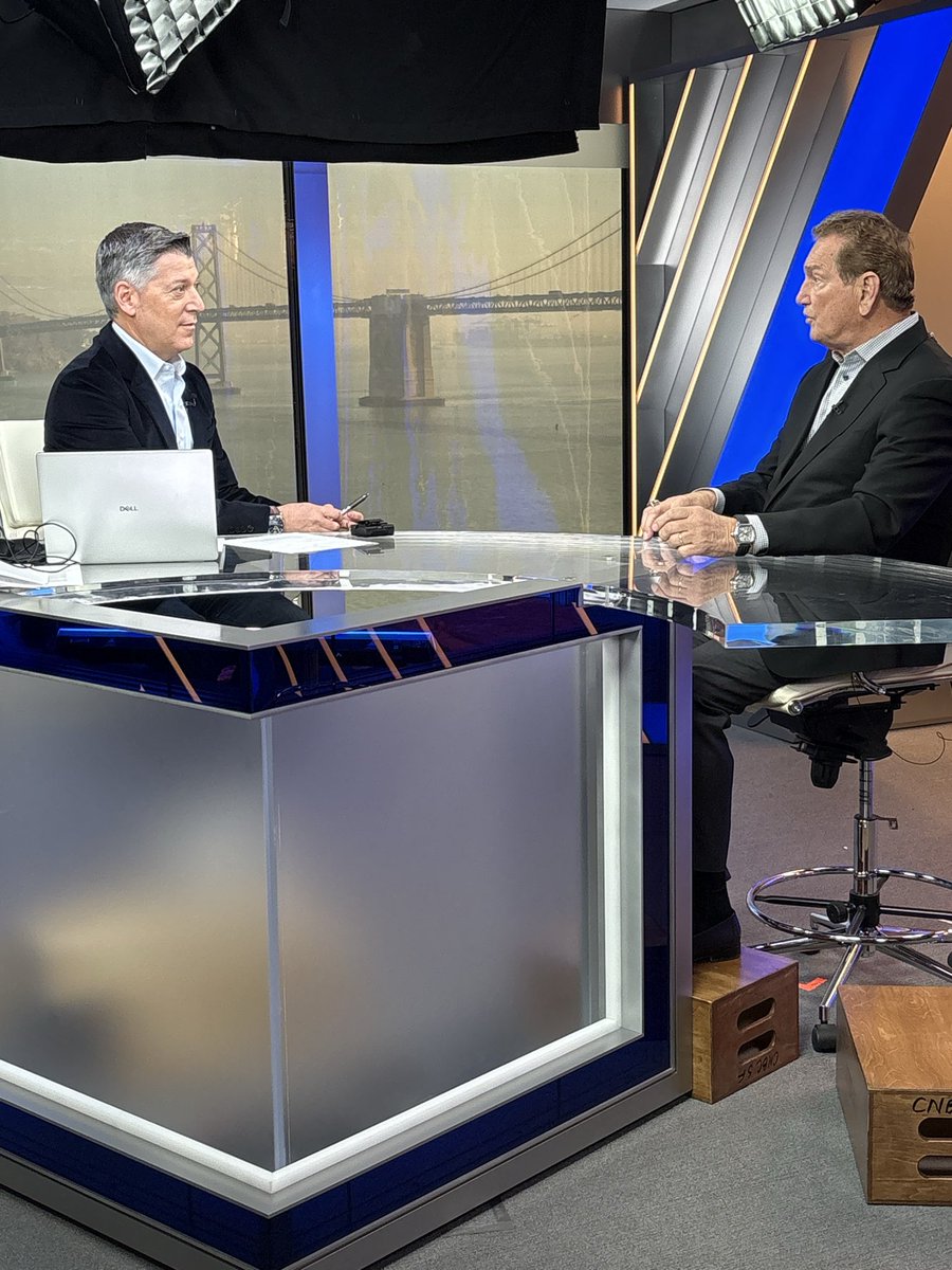 Just wrapped two EPIC days on the west coast ahead of Super Bowl 60, including interviews with NVIDIA CEO Jensen Huang, Brad Gerstner, Joe Montana, and Joe Theismann.  <a href="/HalftimeReport/">CNBC Halftime Report</a> <a href="/CNBCClosingBell/">CNBC's Closing Bell</a>