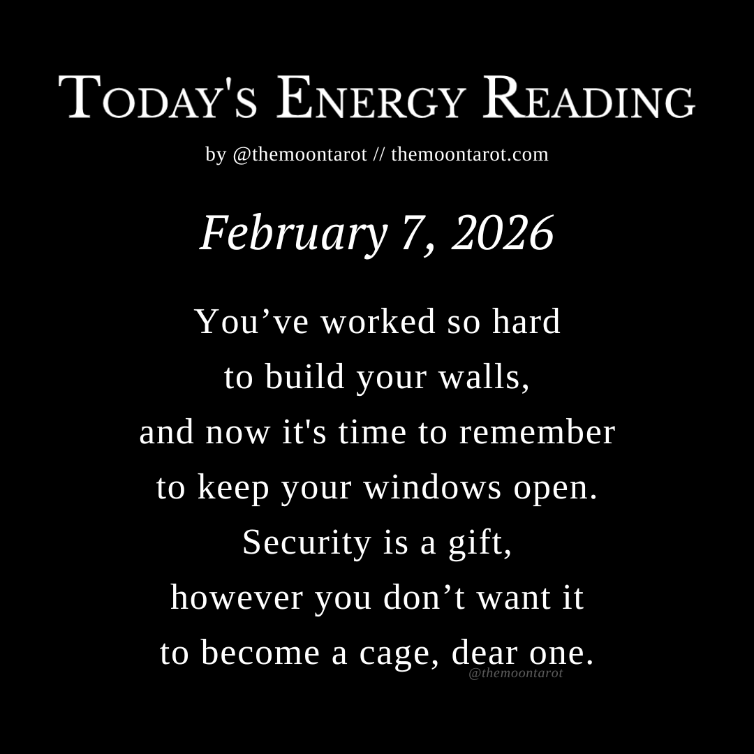 themoontarot_ tweet picture