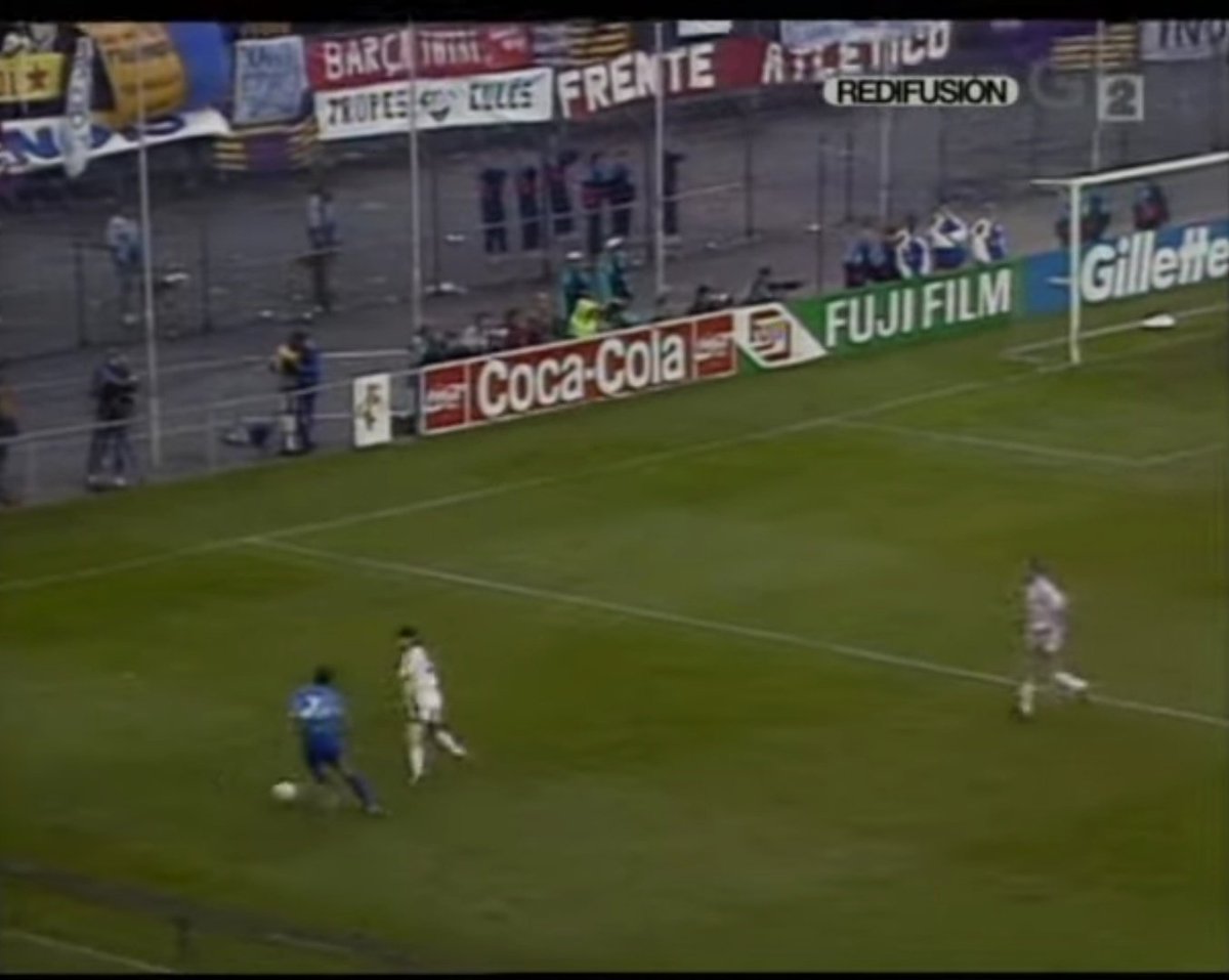 Recordamos la presencia del Frente Atlético en Rotterdam para presenciar la final de Recopa de Europa entre el Barça y el Manchester united.
Años de amistad con boixos.