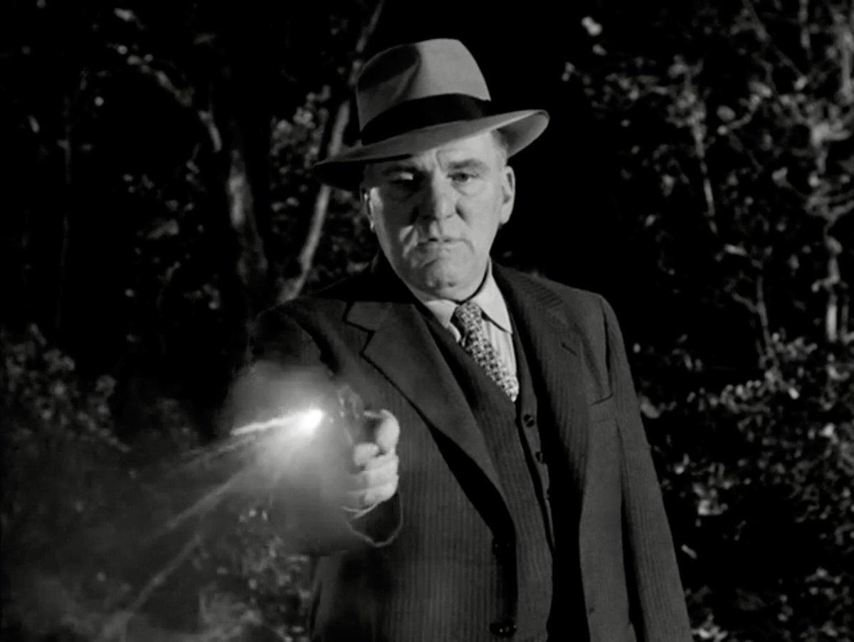 LoveOldMoviez's tweet image. In tonight’s episode of #TheUntouchables (S1, E9) Alan Hale, Gavin MacLeod, and #WilliamBendix are hijackers being tracked by Eliot Ness. Bendix is at his at his coldblooded best and dominates the episode.