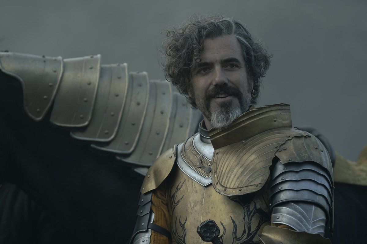 Thrones Updates tweet media