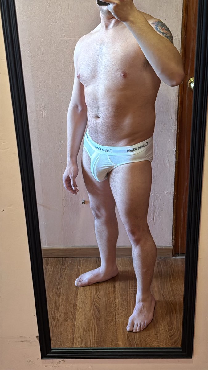 BAMED1992's tweet photo. Llegando a casita 🥵 https://t.co/0ZXBi8PkiX
