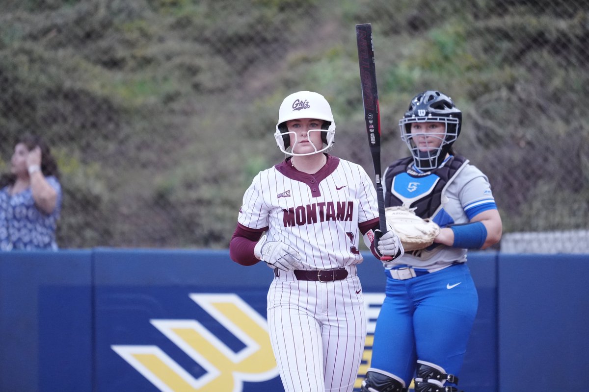🚨 HOME RUN ALERT 🚨

Cockhill does it again. Her deep drive to center puts Montana up 7-0 in the top of the 6th. She had one home run as a freshman. She has two today in less than an hour.