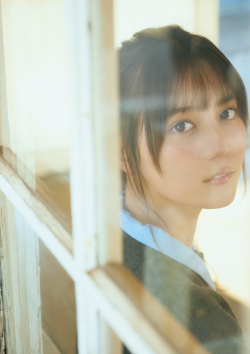 彼女の教室まで迎えに行くと

「あ、もう少し待って。喧嘩売った罰としてご奉仕させてるけど下手すぎて全然逝けないの」