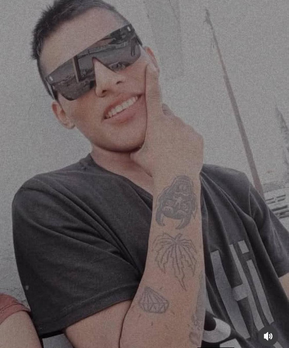 ★·.·´HeChIzErO`·.·★ tweet media