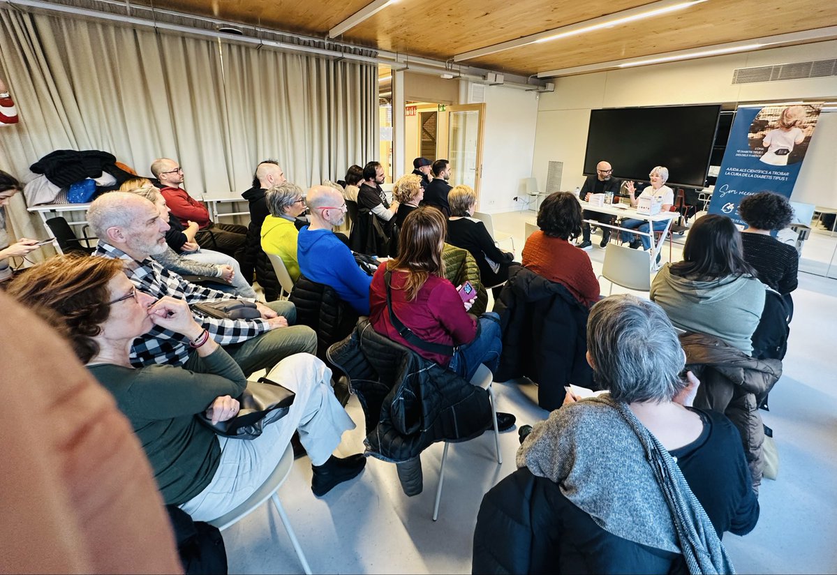 averderapp's tweet image. “Descifrando la alimentación en diabetes tipo 1” Todas las claves para una buena alimentación de @serafinmurillo 
Gracias a @arediabetis por la presentación, y por vuestro constante trabajo ayudando a la investigación 👏👏👏
#NosUneBarcelona