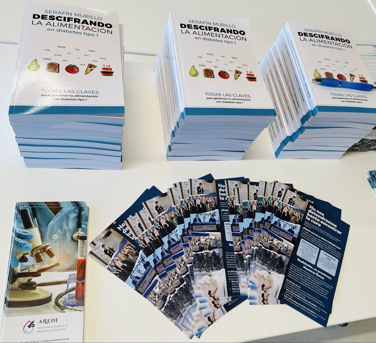 averderapp's tweet image. “Descifrando la alimentación en diabetes tipo 1” Todas las claves para una buena alimentación de @serafinmurillo 
Gracias a @arediabetis por la presentación, y por vuestro constante trabajo ayudando a la investigación 👏👏👏
#NosUneBarcelona