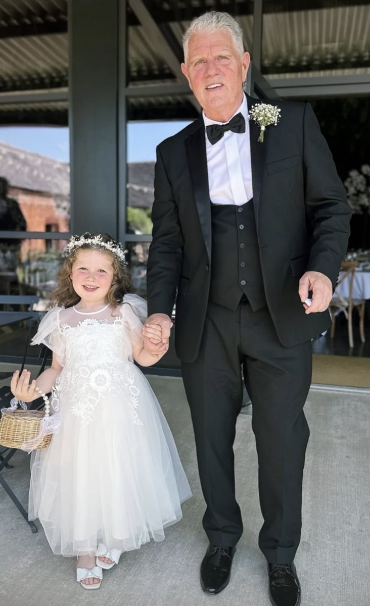 Dan Lomas tweet media