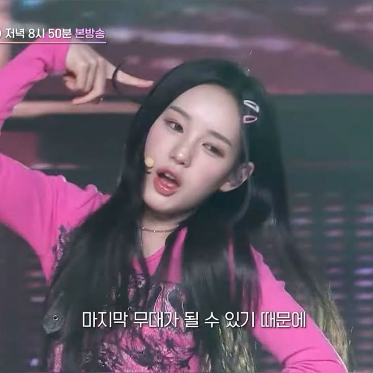 aboutsarangi's tweet image. Pre-idol.                                     Pro-idol.