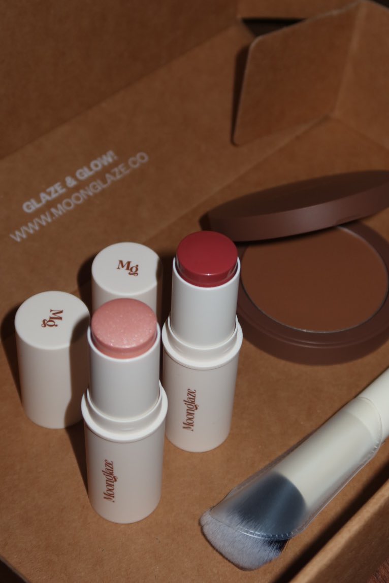 ksabrandss's tweet image. بوكس الأحلاااااام🪄✨🤎