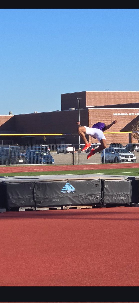 Morton Ranch HS Boys Track & Field tweet media