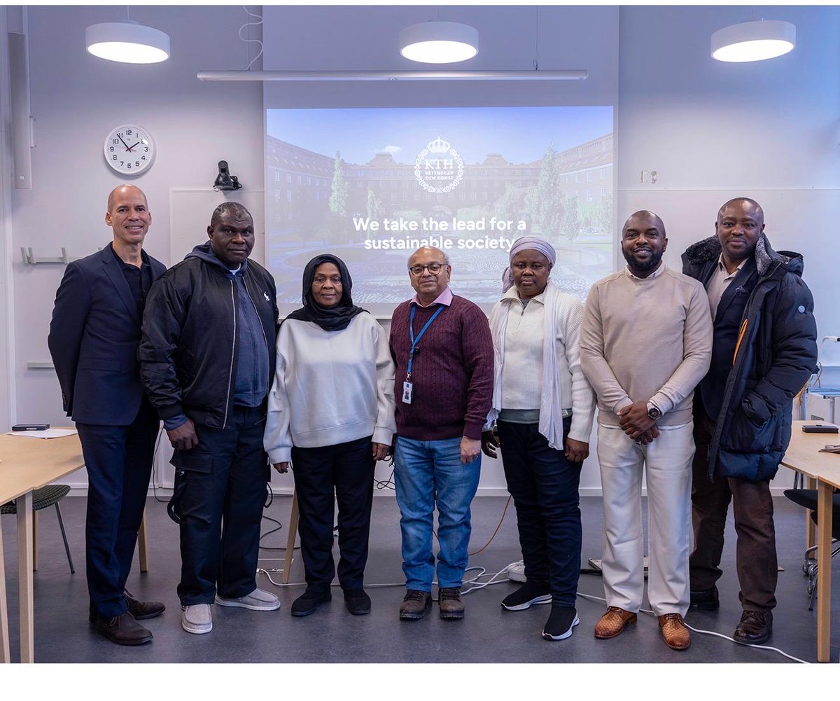 SchoolTry tweet media