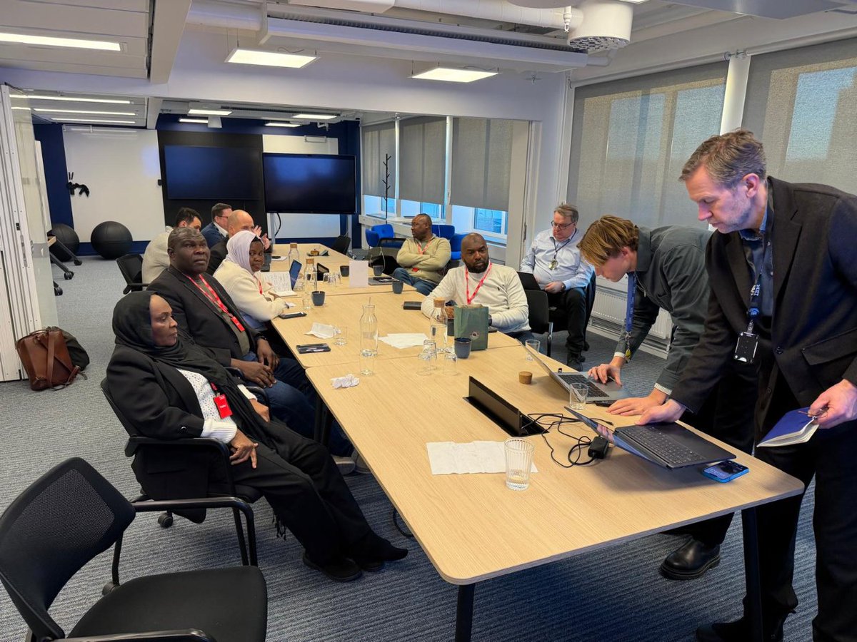 SchoolTry tweet media