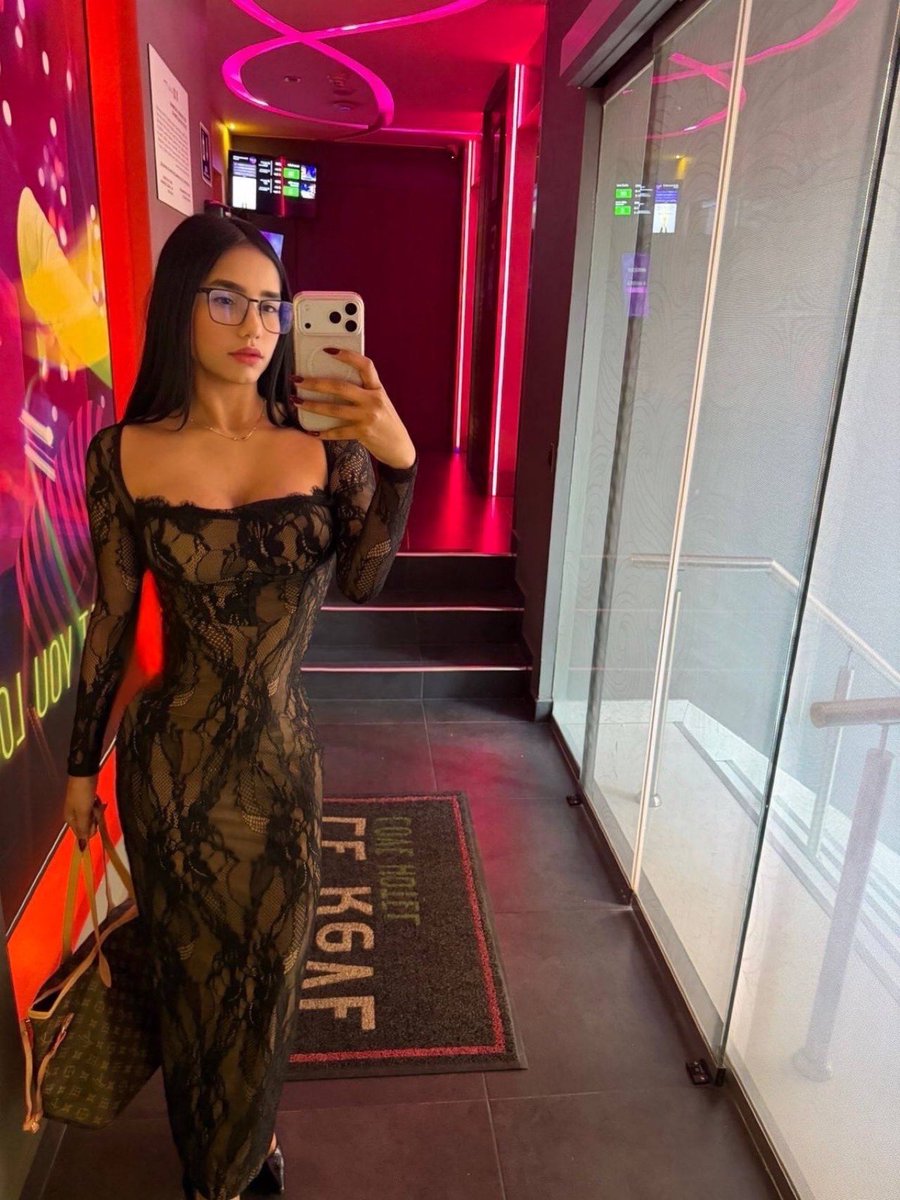 RussielMia's tweet photo. Buenas Tardes 🪭🍭🥴 https://t.co/9wrcYiXIUw