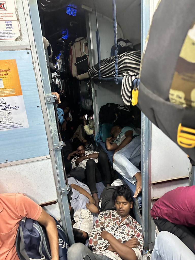 jaymohanmusic's tweet photo. S4 , avadh express 19037 . 
My seat is 32,35 , how can i reach . Currently travelling @RailMinIndia @IRCTCofficial  please help . Us … shame in ur management.. totally disgusting https://t.co/vTHv0RFbSg