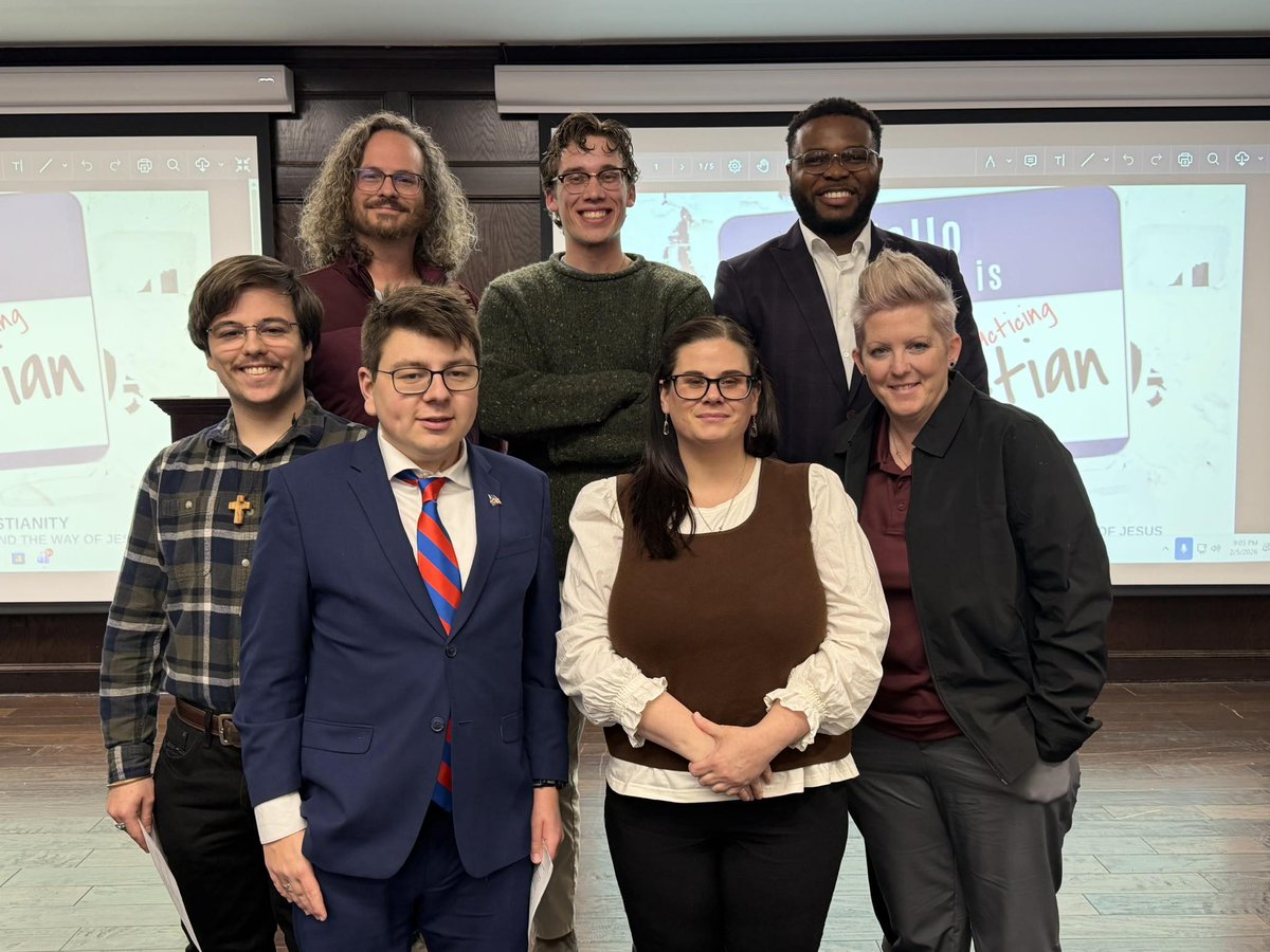 Congratulations to the Wimberly School of Religion students who presented their capstone presentations earlier this week! Way to go, Stars! 🌟🎓

📸 Wimberly School of Religion