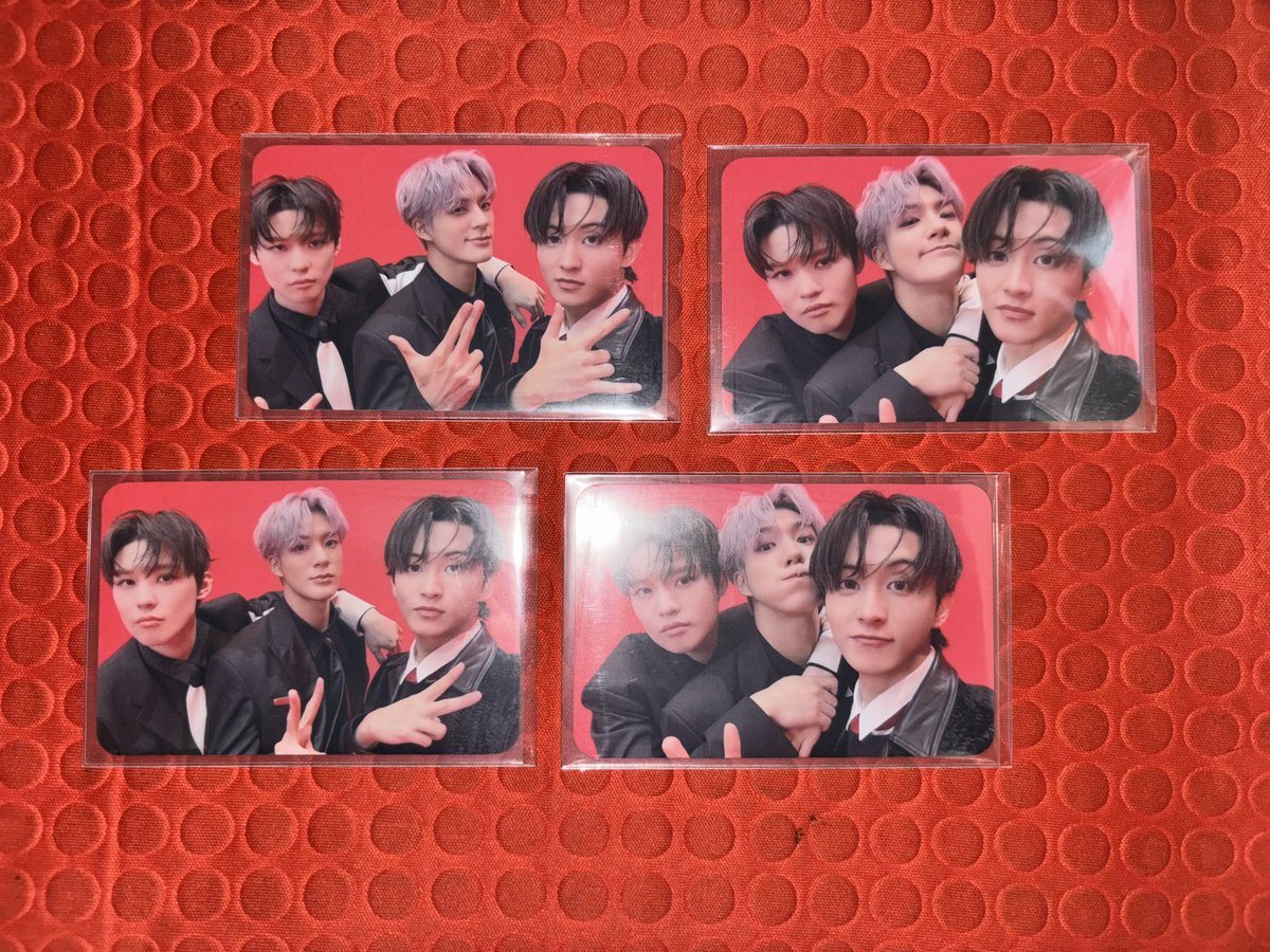 ♡ happy mail ♡    

[<a href="/nanajmcart/">eIha ✿</a> ; #selhamat ]    

nct dream mu-mo &amp; hmv tc complete hehehehehe thank you so much mx elha 💐