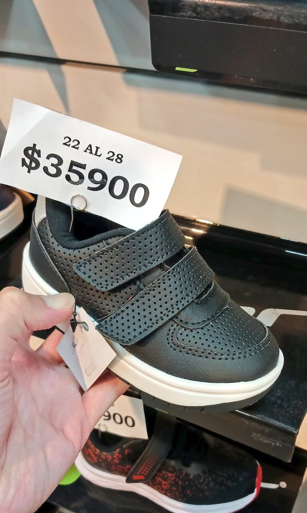 PreciosRosario2's tweet photo. CALZADO ESCOLAR 👟
👟 Zapatillas escolares
📍 #Deportodo (Godoy al 3500)
💰 $29.999 #Avia
💰 $35.900
💰 $49.999 #Addnice
💰 $59.999 #Reebok
#FotoTestigo 📸