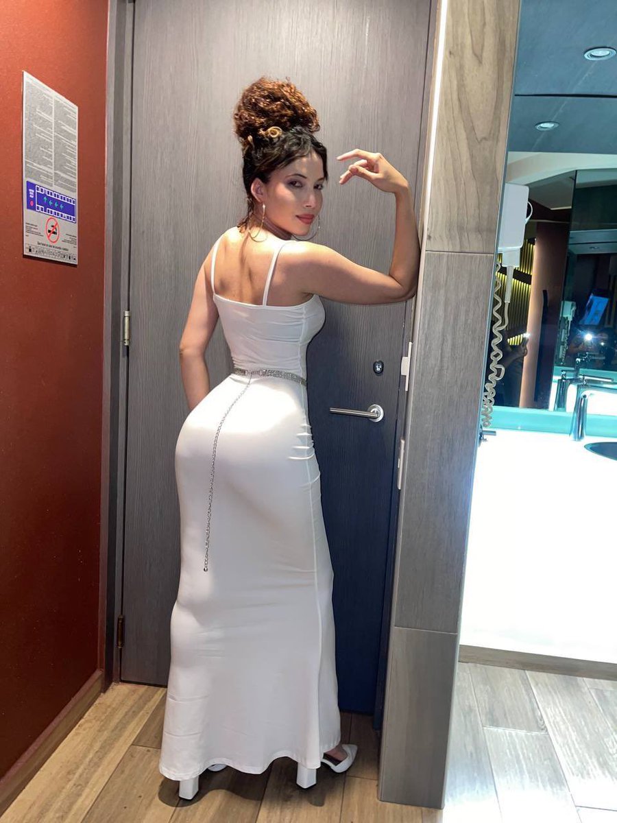 Julia Bernal tweet media