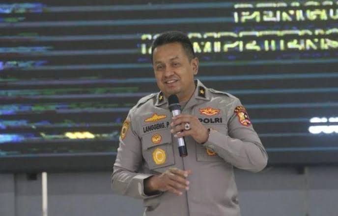 bagsdm1's tweet photo. Putus Rantai Tengkulak, Polri Fasilitasi Permodalan KUR dan Penyerapan Bulog bagi Petani Jagung https://t.co/L7xGqZn0zW