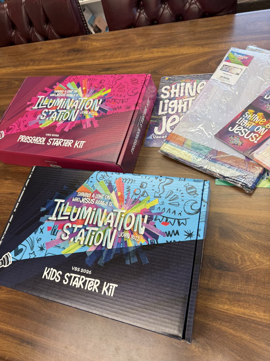 BroadwayLex's tweet photo. VBS 2026 arrived in the mail today! Save the date: June 22-26 from 6 pm to 8:45 pm #IlluminationStation 🎨 https://t.co/1iwMvaG5By