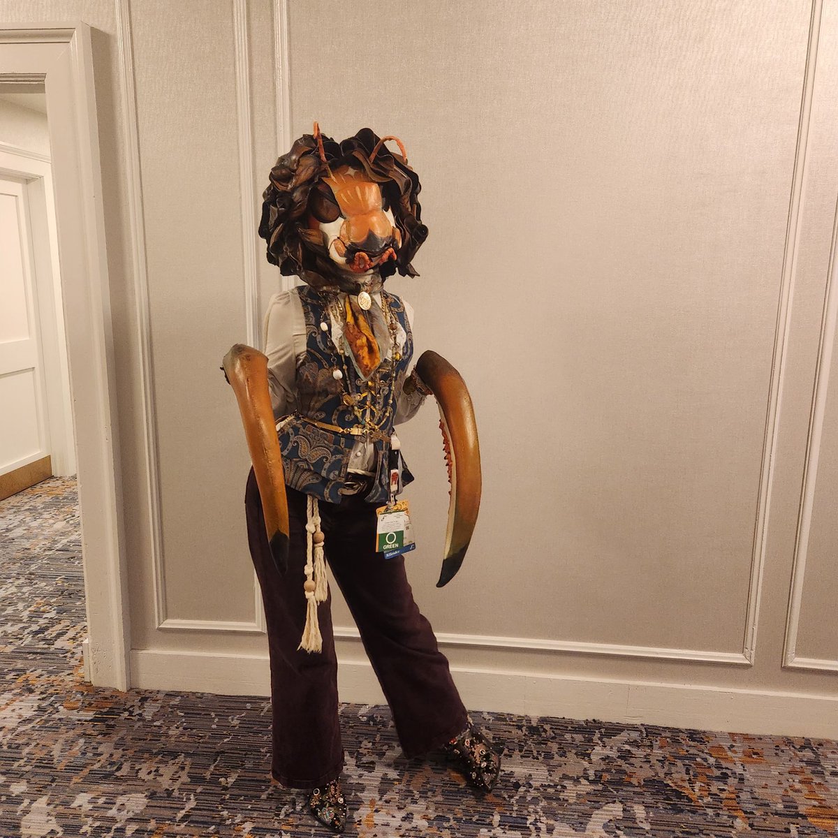 Very cool suit at fur2.