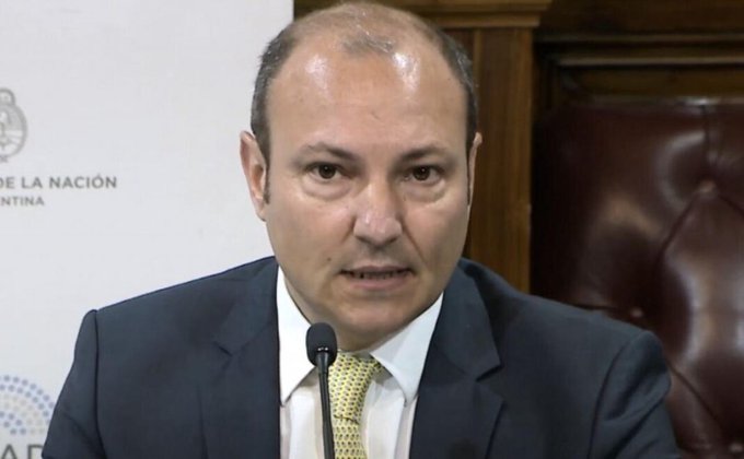 Este es el juez federal Gastón Salmain, con una prisión preventiva dictada en su contra por corrupción. Aun así asumirá en otro juzgado para reemplazar a un juez ausente. Así está la justicia argentina.